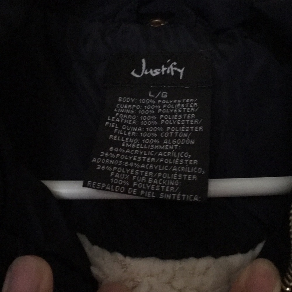 Justify Large - image 3